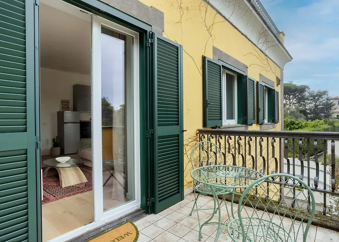 The Poolside House - New 2 Bedroom With Terrace Apartment Rom